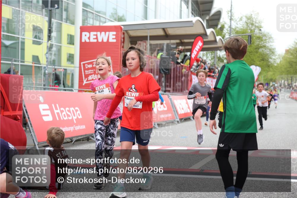 25.04.2026 - Das Zehntel Strokosch-Dieckow http://msf.ph/oto/9620296 25.04.2026 08:50:29 Ziel 1296, 1465, 1791, 1792, 2676, 3204, 4013, 4039, 4055 meine-sportfotos.de