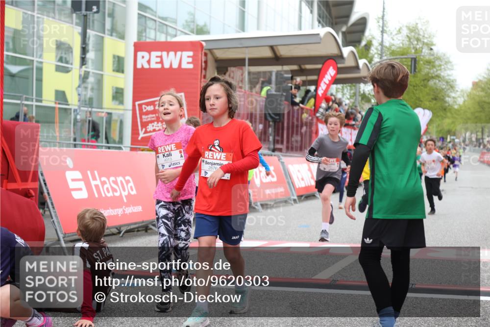 25.04.2026 - Das Zehntel Strokosch-Dieckow http://msf.ph/oto/9620303 25.04.2026 08:50:29 Ziel 1296, 1465, 1791, 1792, 2676, 3204, 4013, 4039, 4055 meine-sportfotos.de