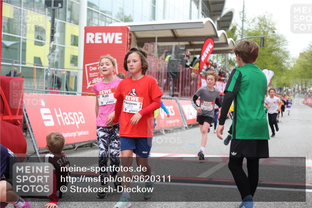 25.04.2026 - Das Zehntel Strokosch-Dieckow http://msf.ph/oto/9620311 25.04.2026 08:50:29 Ziel 1296, 1465, 1791, 1792, 2676, 3204, 4013, 4039, 4055 meine-sportfotos.de