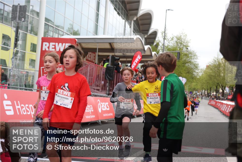 25.04.2026 - Das Zehntel Strokosch-Dieckow http://msf.ph/oto/9620326 25.04.2026 08:50:29 Ziel 1296, 1465, 1791, 1792, 2676, 3204, 4013, 4039, 4055 meine-sportfotos.de