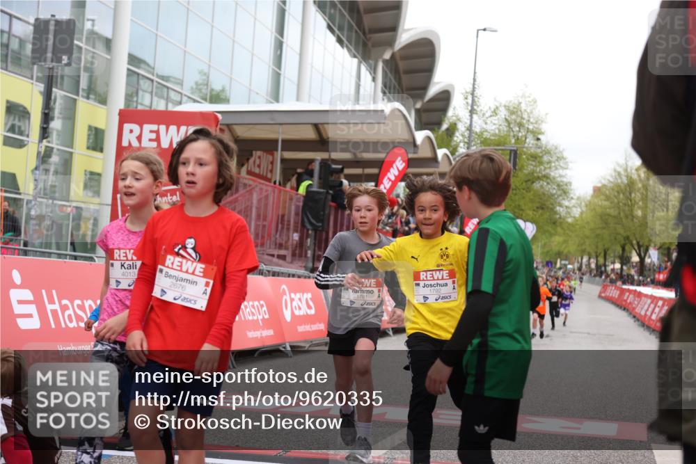 25.04.2026 - Das Zehntel Strokosch-Dieckow http://msf.ph/oto/9620335 25.04.2026 08:50:29 Ziel 1296, 1465, 1791, 1792, 2676, 3204, 4013, 4039, 4055 meine-sportfotos.de
