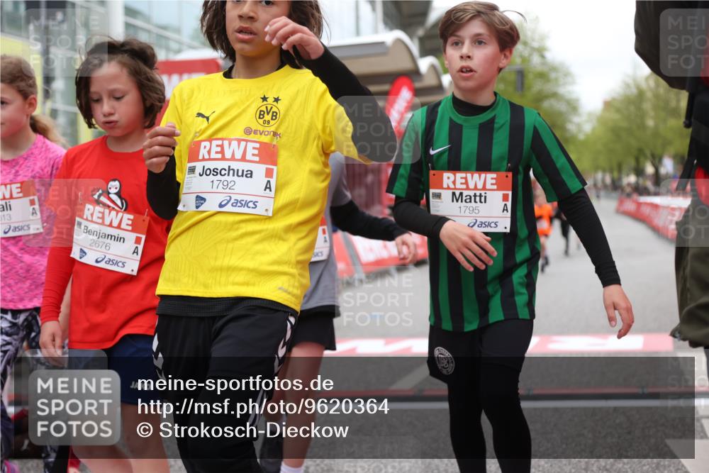 25.04.2026 - Das Zehntel Strokosch-Dieckow http://msf.ph/oto/9620364 25.04.2026 08:50:30 Ziel 1296, 1465, 1791, 1792, 2676, 3204, 3569, 4013, 4039, 4055, 4059 meine-sportfotos.de