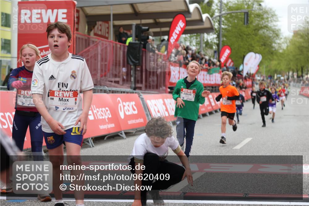 25.04.2026 - Das Zehntel Strokosch-Dieckow http://msf.ph/oto/9620409 25.04.2026 08:50:32 Ziel 1296, 1791, 1792, 2676, 3204, 3569, 3597, 3835, 4013, 4059 meine-sportfotos.de
