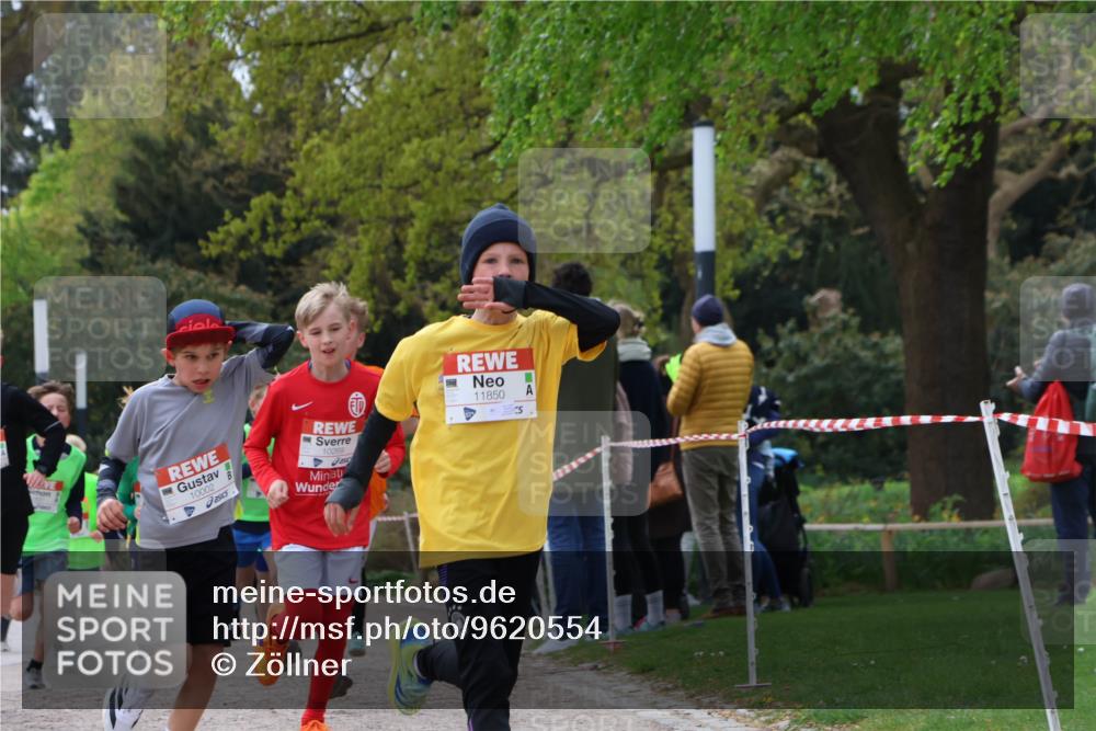 25.04.2026 - Das Zehntel Zöllner http://msf.ph/oto/9620554 25.04.2026 11:38:56 Laufen 10002, 11850 meine-sportfotos.de
