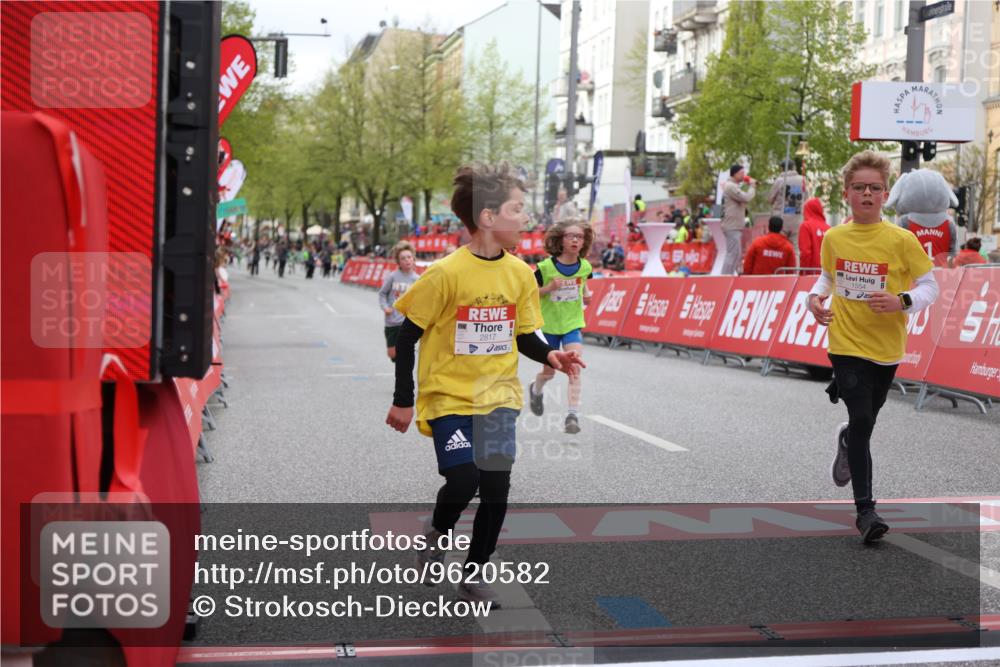 25.04.2026 - Das Zehntel Strokosch-Dieckow http://msf.ph/oto/9620582 25.04.2026 08:51:04 Ziel 1217, 1554, 1577, 1702, 1735, 1764, 2329, 2334, 2570, 2731, 2817, 2994, 3118, 3194, 3230, 3546, 3557, 3607, 4052 meine-sportfotos.de