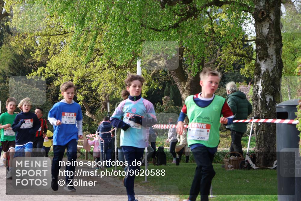 25.04.2026 - Das Zehntel Zöllner http://msf.ph/oto/9620588 25.04.2026 07:38:47 Laufen 3302 meine-sportfotos.de