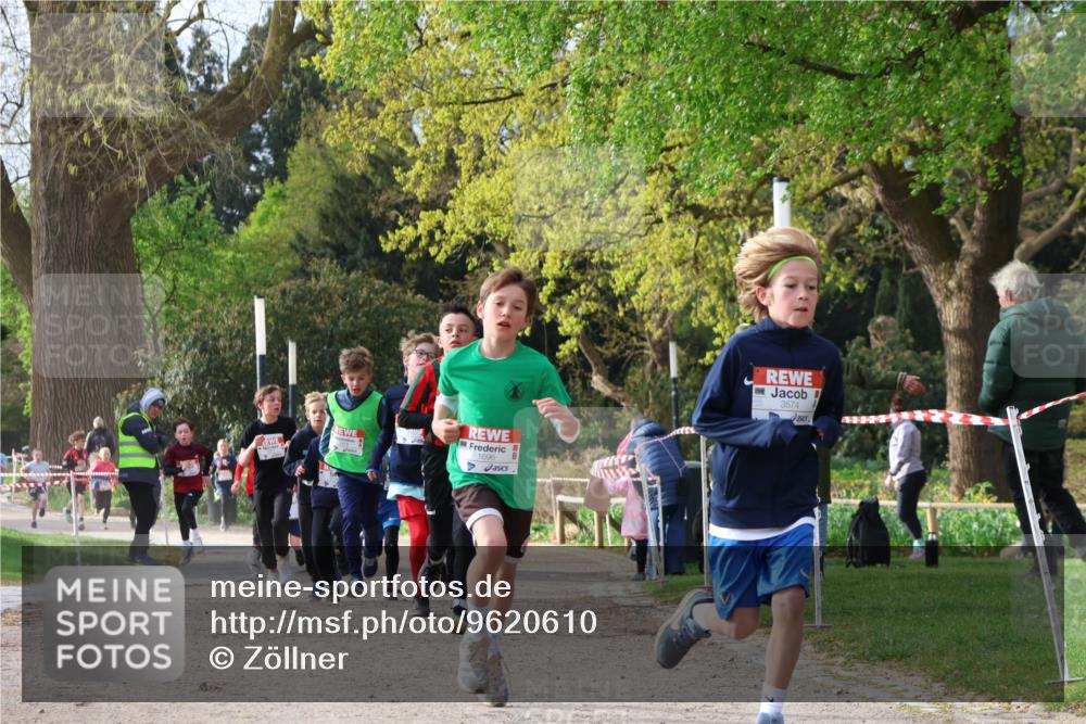 25.04.2026 - Das Zehntel Zöllner http://msf.ph/oto/9620610 25.04.2026 07:38:49 Laufen 1696, 3574 meine-sportfotos.de