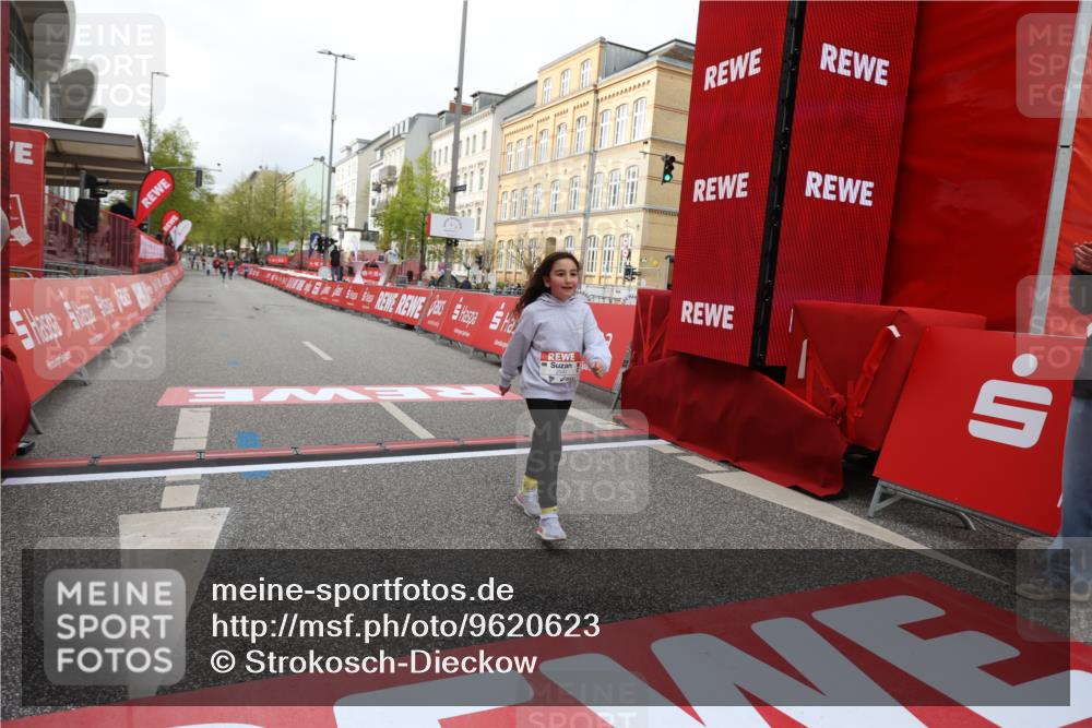 25.04.2026 - Das Zehntel Strokosch-Dieckow http://msf.ph/oto/9620623 25.04.2026 09:13:45 Ziel 2590 meine-sportfotos.de