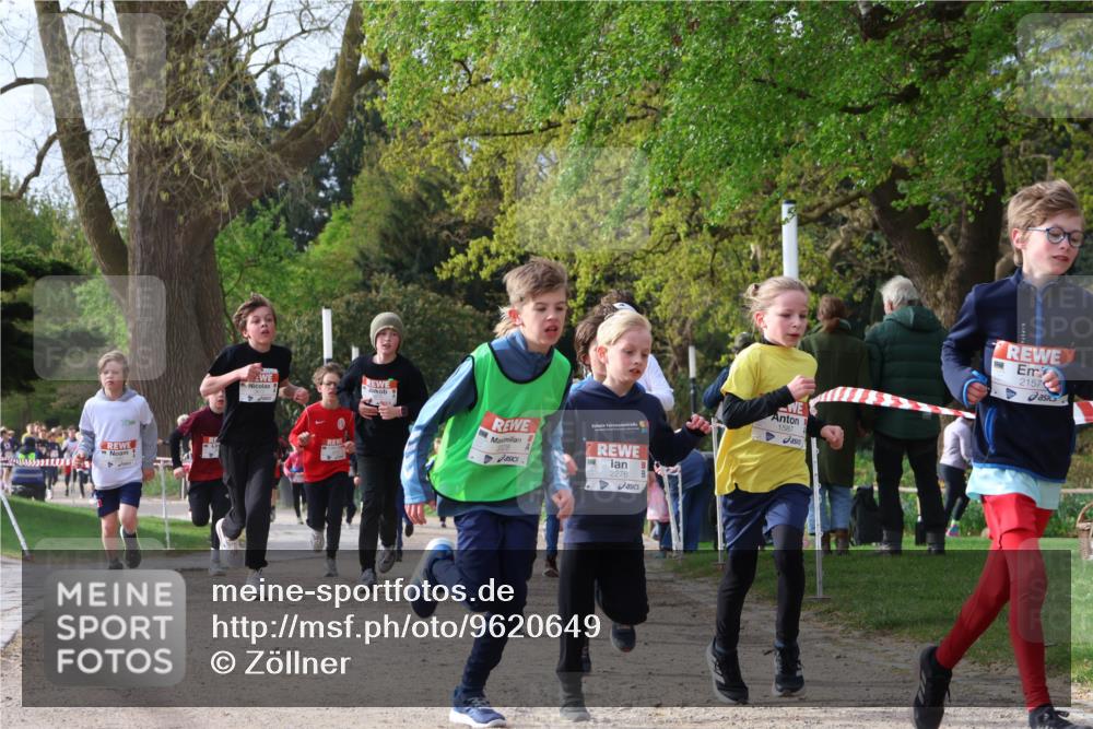 25.04.2026 - Das Zehntel Zöllner http://msf.ph/oto/9620649 25.04.2026 07:38:53 Laufen 3328, 2276, 1587, 2157 meine-sportfotos.de