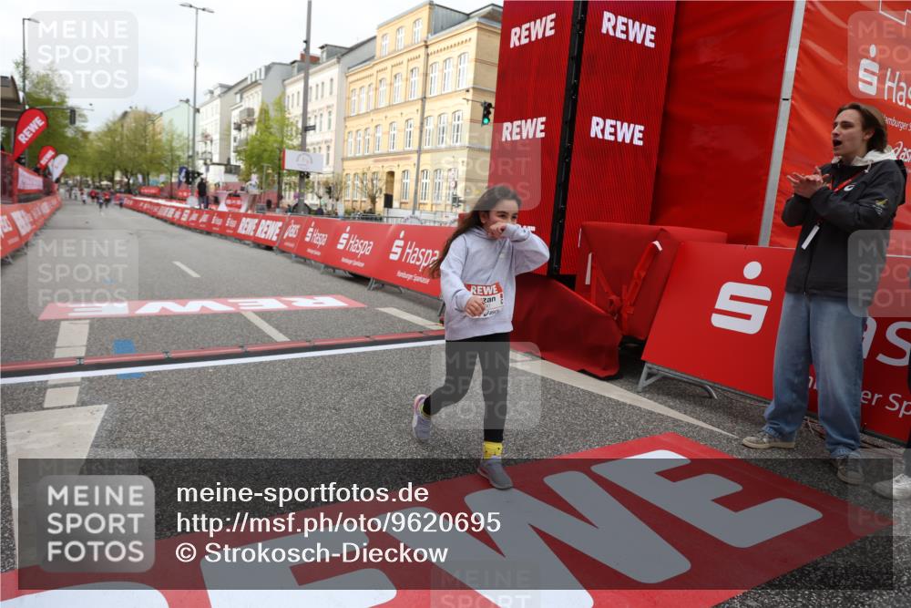 25.04.2026 - Das Zehntel Strokosch-Dieckow http://msf.ph/oto/9620695 25.04.2026 09:13:46 Ziel 2590 meine-sportfotos.de