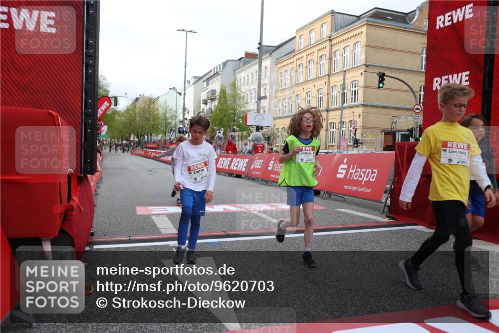25.04.2026 - Das Zehntel Strokosch-Dieckow http://msf.ph/oto/9620703 25.04.2026 08:51:07 Ziel 1217, 1310, 1554, 1702, 1735, 1764, 2315, 2570, 2731, 2817, 3118, 3194, 3230, 3546, 3557, 3607, 4052 meine-sportfotos.de