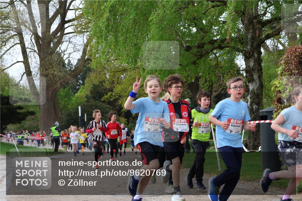 25.04.2026 - Das Zehntel Zöllner http://msf.ph/oto/9620769 25.04.2026 07:39:07 Laufen 1208, 2324, 339, 1199 meine-sportfotos.de