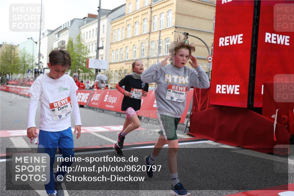 25.04.2026 - Das Zehntel Strokosch-Dieckow http://msf.ph/oto/9620797 25.04.2026 08:51:09 Ziel 1217, 1310, 1554, 1735, 2315, 2497, 2570, 2817, 3118, 3194, 3202, 3230, 3546, 3554, 3557, 4052 meine-sportfotos.de