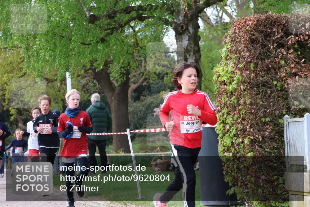 25.04.2026 - Das Zehntel Zöllner http://msf.ph/oto/9620804 25.04.2026 07:39:11 Laufen 4010, 4015 meine-sportfotos.de