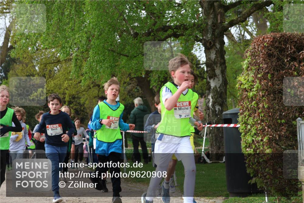 25.04.2026 - Das Zehntel Zöllner http://msf.ph/oto/9620908 25.04.2026 07:39:18 Laufen 2302, 3212 meine-sportfotos.de