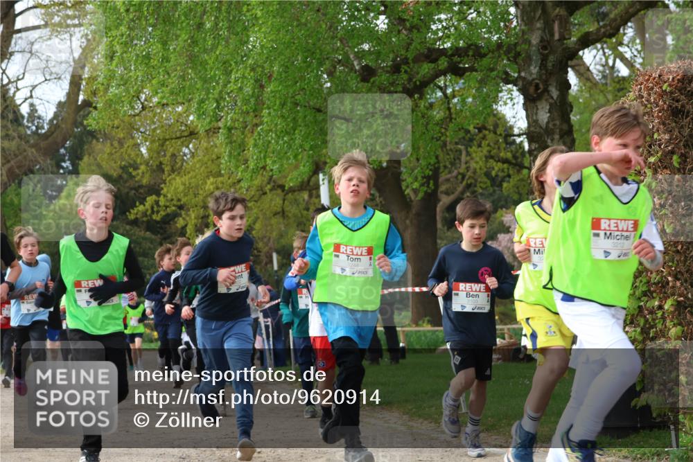 25.04.2026 - Das Zehntel Zöllner http://msf.ph/oto/9620914 25.04.2026 07:39:18 Laufen 3248, 3103, 3212 meine-sportfotos.de