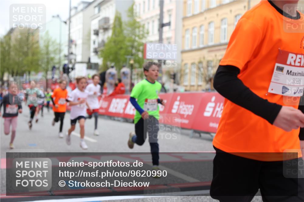 25.04.2026 - Das Zehntel Strokosch-Dieckow http://msf.ph/oto/9620990 25.04.2026 08:52:17 Ziel 1111, 1198, 1281, 1509, 1634, 1974, 2044, 2261, 2262, 2299, 2313, 2892, 2966, 3087, 3116, 3227, 3335, 3585, 3587, 3917, 3994 meine-sportfotos.de
