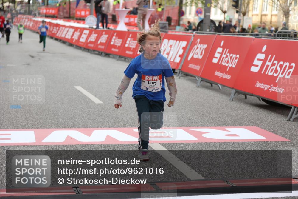25.04.2026 - Das Zehntel Strokosch-Dieckow http://msf.ph/oto/9621016 25.04.2026 09:14:03 Ziel 2083, 2102 meine-sportfotos.de