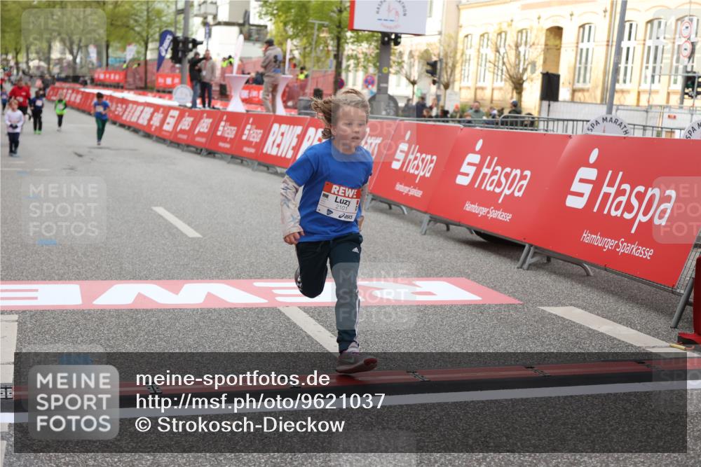 25.04.2026 - Das Zehntel Strokosch-Dieckow http://msf.ph/oto/9621037 25.04.2026 09:14:03 Ziel 2083, 2102 meine-sportfotos.de