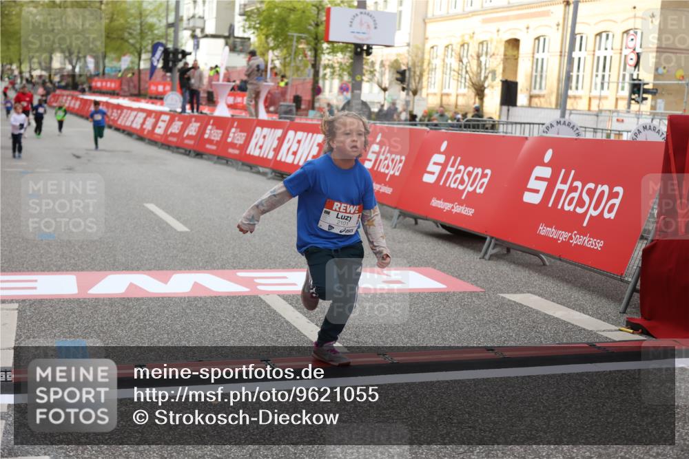 25.04.2026 - Das Zehntel Strokosch-Dieckow http://msf.ph/oto/9621055 25.04.2026 09:14:03 Ziel 2083, 2102 meine-sportfotos.de