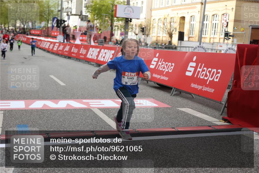 25.04.2026 - Das Zehntel Strokosch-Dieckow http://msf.ph/oto/9621065 25.04.2026 09:14:03 Ziel 2083, 2102 meine-sportfotos.de