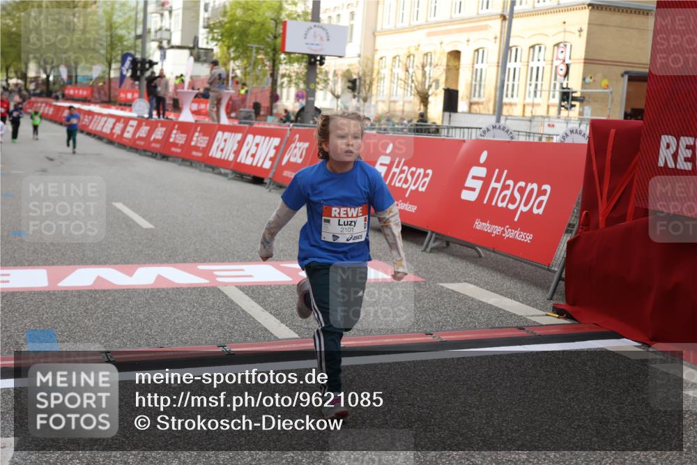 25.04.2026 - Das Zehntel Strokosch-Dieckow http://msf.ph/oto/9621085 25.04.2026 09:14:03 Ziel 2083, 2102 meine-sportfotos.de
