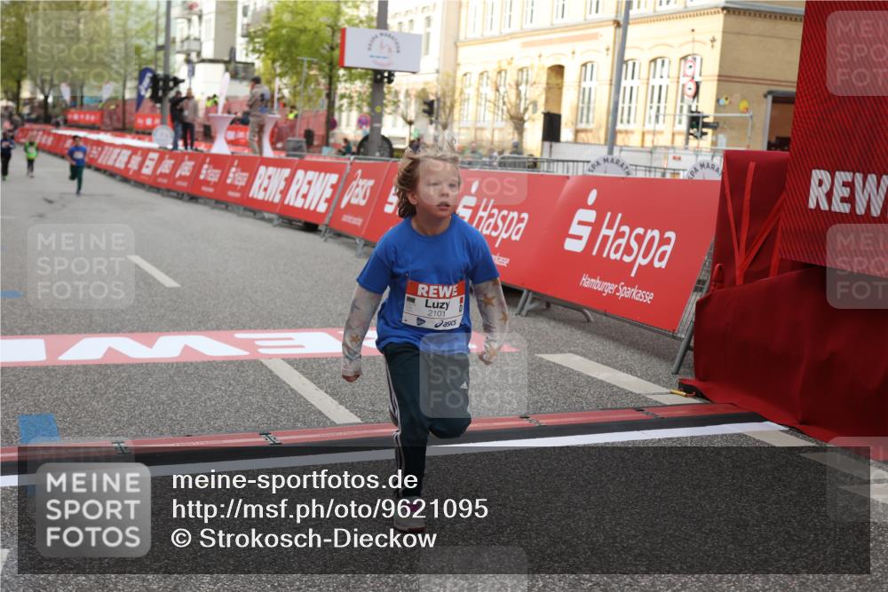 25.04.2026 - Das Zehntel Strokosch-Dieckow http://msf.ph/oto/9621095 25.04.2026 09:14:03 Ziel 2083, 2102 meine-sportfotos.de