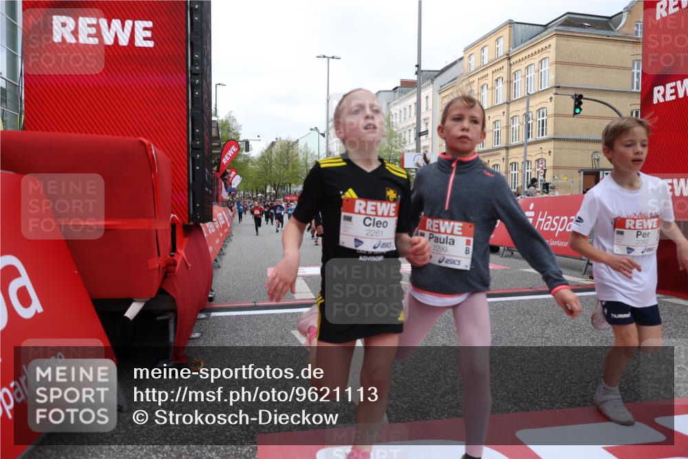 25.04.2026 - Das Zehntel Strokosch-Dieckow http://msf.ph/oto/9621113 25.04.2026 08:52:19 Ziel 1022, 1111, 1198, 1281, 1509, 1634, 2044, 2261, 2262, 2299, 2313, 2892, 3040, 3087, 3116, 3585, 3587, 3917 meine-sportfotos.de