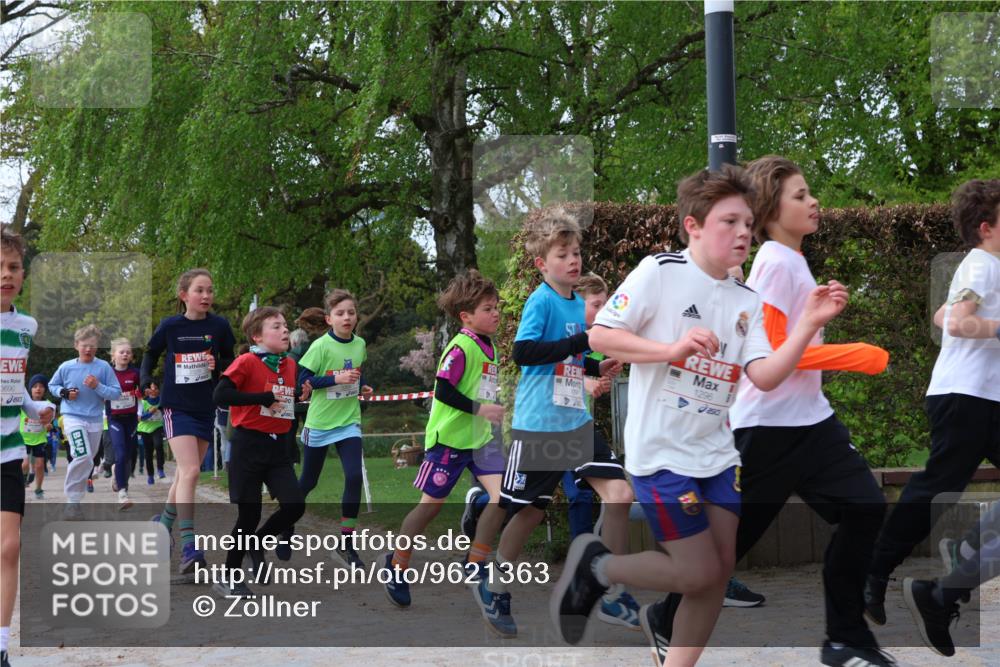25.04.2026 - Das Zehntel Zöllner http://msf.ph/oto/9621363 25.04.2026 07:39:53 Laufen 3690, 1296 meine-sportfotos.de