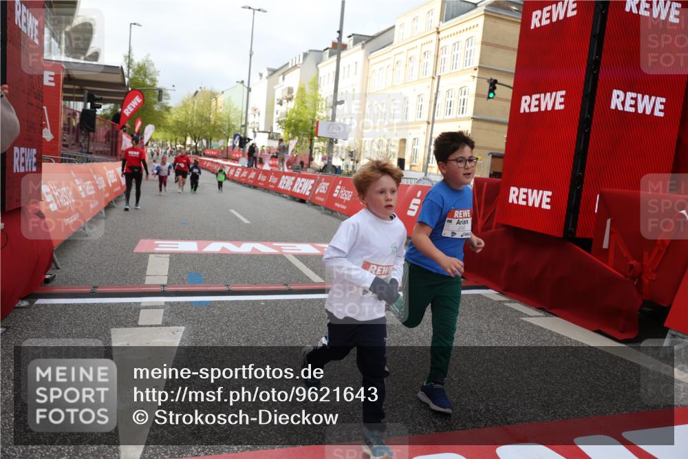 25.04.2026 - Das Zehntel Strokosch-Dieckow http://msf.ph/oto/9621643 25.04.2026 09:14:11 Ziel 2082, 2101 meine-sportfotos.de