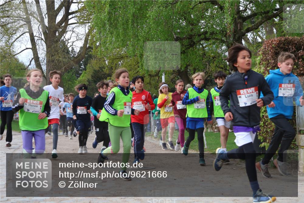 25.04.2026 - Das Zehntel Zöllner http://msf.ph/oto/9621666 25.04.2026 07:40:14 Laufen 3164 meine-sportfotos.de