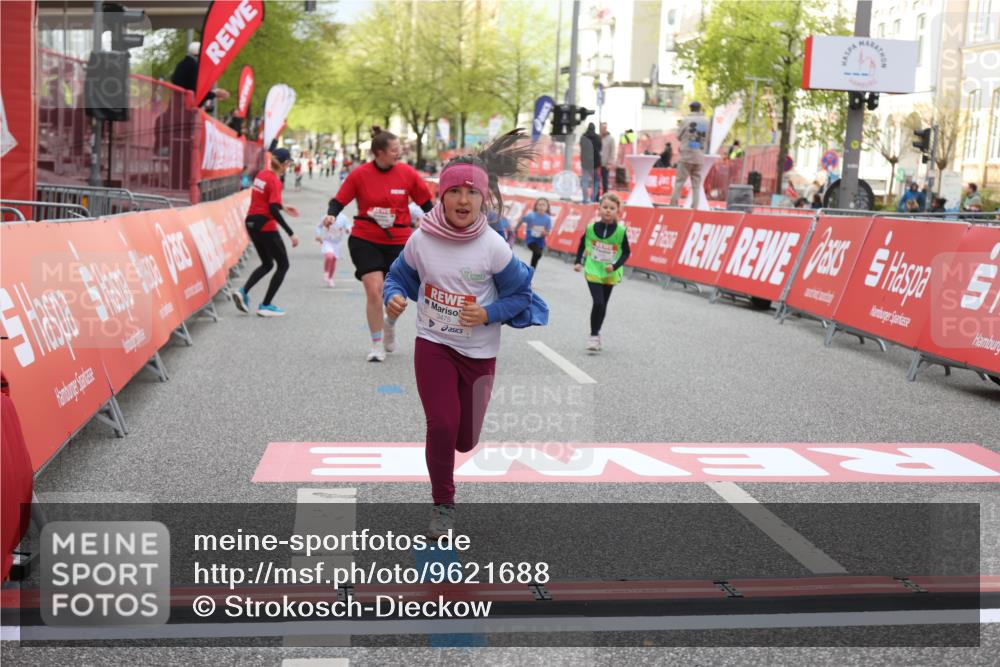 25.04.2026 - Das Zehntel Strokosch-Dieckow http://msf.ph/oto/9621688 25.04.2026 09:14:15 Ziel 2082, 3440 meine-sportfotos.de