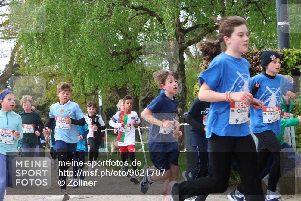 25.04.2026 - Das Zehntel Zöllner http://msf.ph/oto/9621707 25.04.2026 07:40:17 Laufen 2601, 1764 meine-sportfotos.de