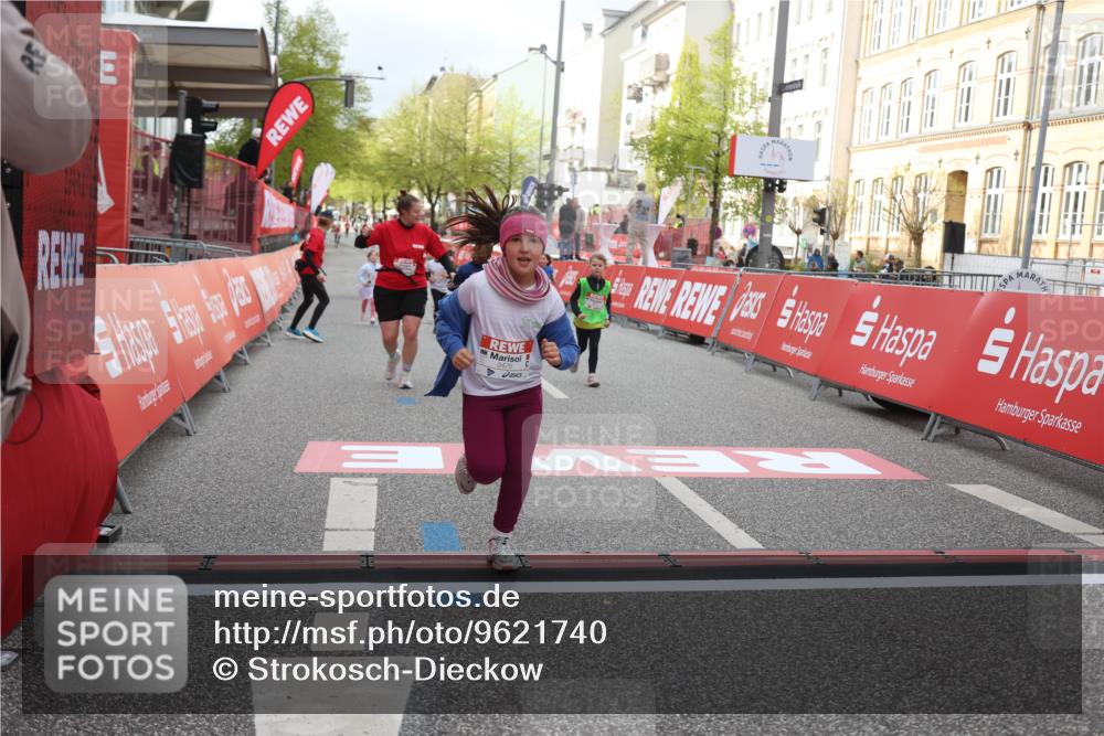 25.04.2026 - Das Zehntel Strokosch-Dieckow http://msf.ph/oto/9621740 25.04.2026 09:14:15 Ziel 2082, 3440 meine-sportfotos.de