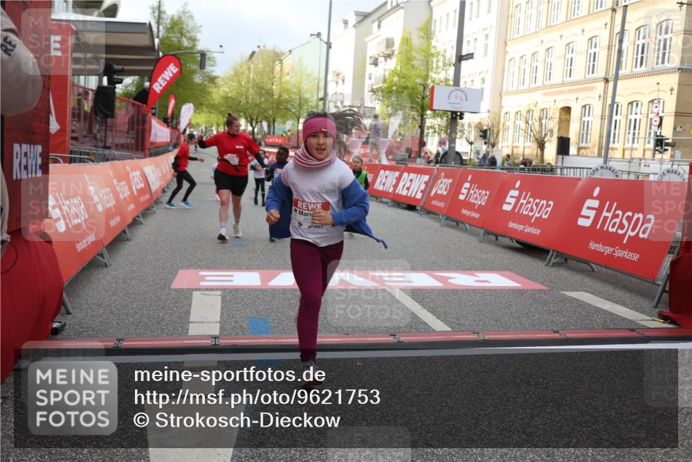 25.04.2026 - Das Zehntel Strokosch-Dieckow http://msf.ph/oto/9621753 25.04.2026 09:14:15 Ziel 2082, 3440 meine-sportfotos.de