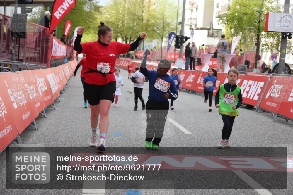 25.04.2026 - Das Zehntel Strokosch-Dieckow http://msf.ph/oto/9621777 25.04.2026 09:14:16 Ziel 2082, 3269, 3440 meine-sportfotos.de
