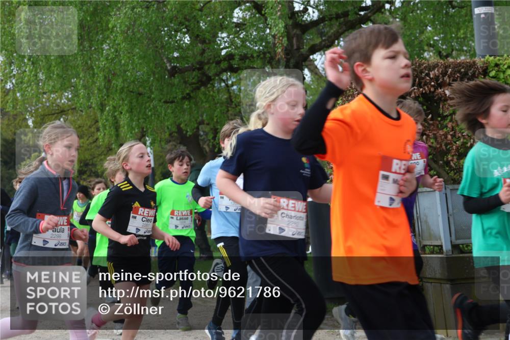 25.04.2026 - Das Zehntel Zöllner http://msf.ph/oto/9621786 25.04.2026 07:40:22 Laufen 1509, 2299, 2261, 225, 06 meine-sportfotos.de