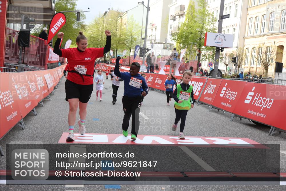 25.04.2026 - Das Zehntel Strokosch-Dieckow http://msf.ph/oto/9621847 25.04.2026 09:14:17 Ziel 3269, 3440 meine-sportfotos.de