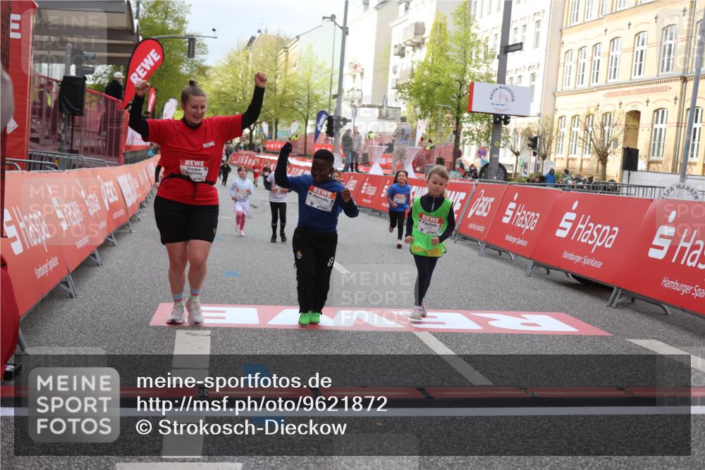 25.04.2026 - Das Zehntel Strokosch-Dieckow http://msf.ph/oto/9621872 25.04.2026 09:14:17 Ziel 3269, 3440 meine-sportfotos.de