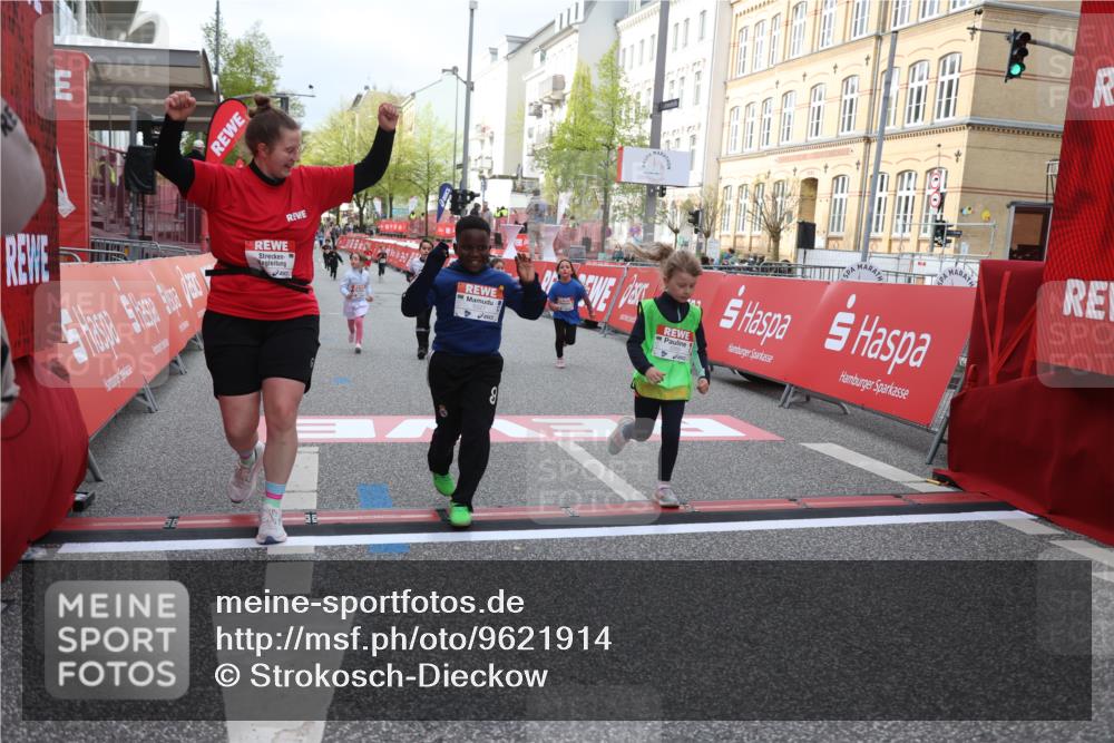 25.04.2026 - Das Zehntel Strokosch-Dieckow http://msf.ph/oto/9621914 25.04.2026 09:14:18 Ziel 2096, 2109, 3269, 3440, 3475 meine-sportfotos.de