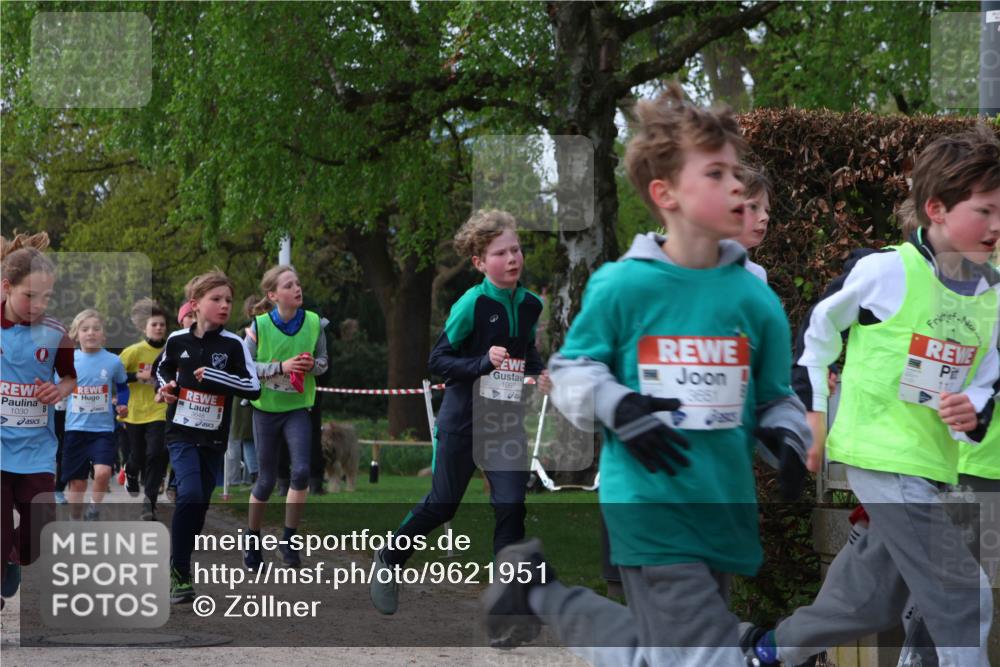 25.04.2026 - Das Zehntel Zöllner http://msf.ph/oto/9621951 25.04.2026 07:40:35 Laufen 1030, 1997, 3651 meine-sportfotos.de