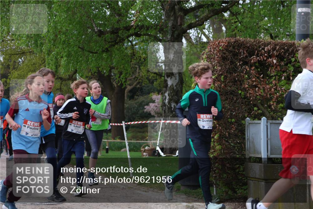 25.04.2026 - Das Zehntel Zöllner http://msf.ph/oto/9621956 25.04.2026 07:40:35 Laufen 1030, 1997 meine-sportfotos.de