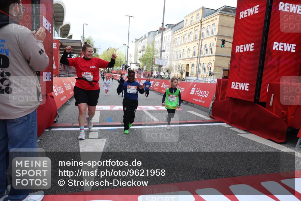 25.04.2026 - Das Zehntel Strokosch-Dieckow http://msf.ph/oto/9621958 25.04.2026 09:14:18 Ziel 2096, 2109, 3269, 3440, 3475 meine-sportfotos.de
