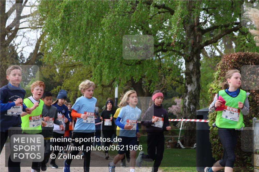 25.04.2026 - Das Zehntel Zöllner http://msf.ph/oto/9621966 25.04.2026 07:40:37 Laufen 1117, 1185, 3190, 3181 meine-sportfotos.de