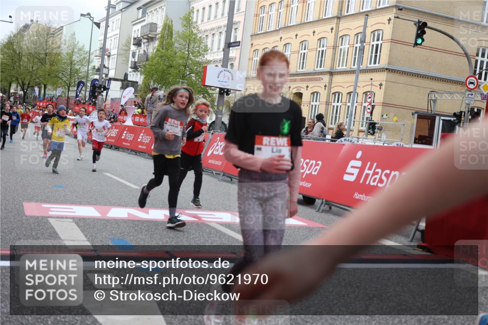 25.04.2026 - Das Zehntel Strokosch-Dieckow http://msf.ph/oto/9621970 25.04.2026 08:52:37 Ziel 1140, 1225, 1326, 1514, 1631, 1730, 2021, 2036, 2601, 2605, 2623, 2648, 2810, 2890, 3078, 3110, 3134, 3654 meine-sportfotos.de