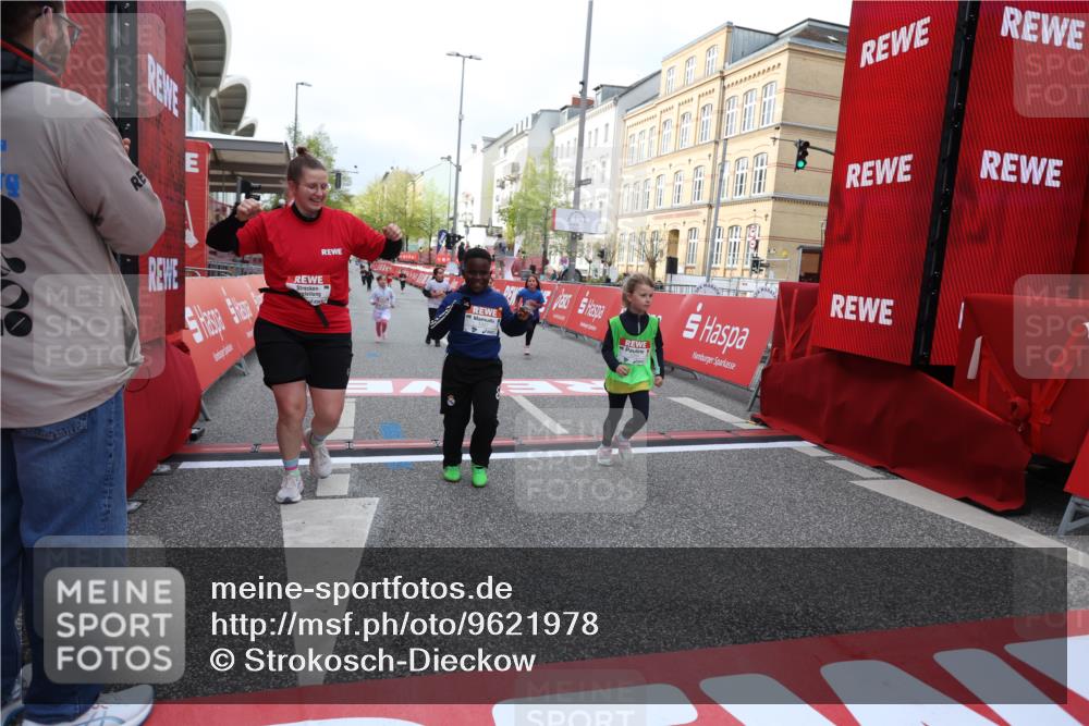 25.04.2026 - Das Zehntel Strokosch-Dieckow http://msf.ph/oto/9621978 25.04.2026 09:14:18 Ziel 2096, 2109, 3269, 3440, 3475 meine-sportfotos.de