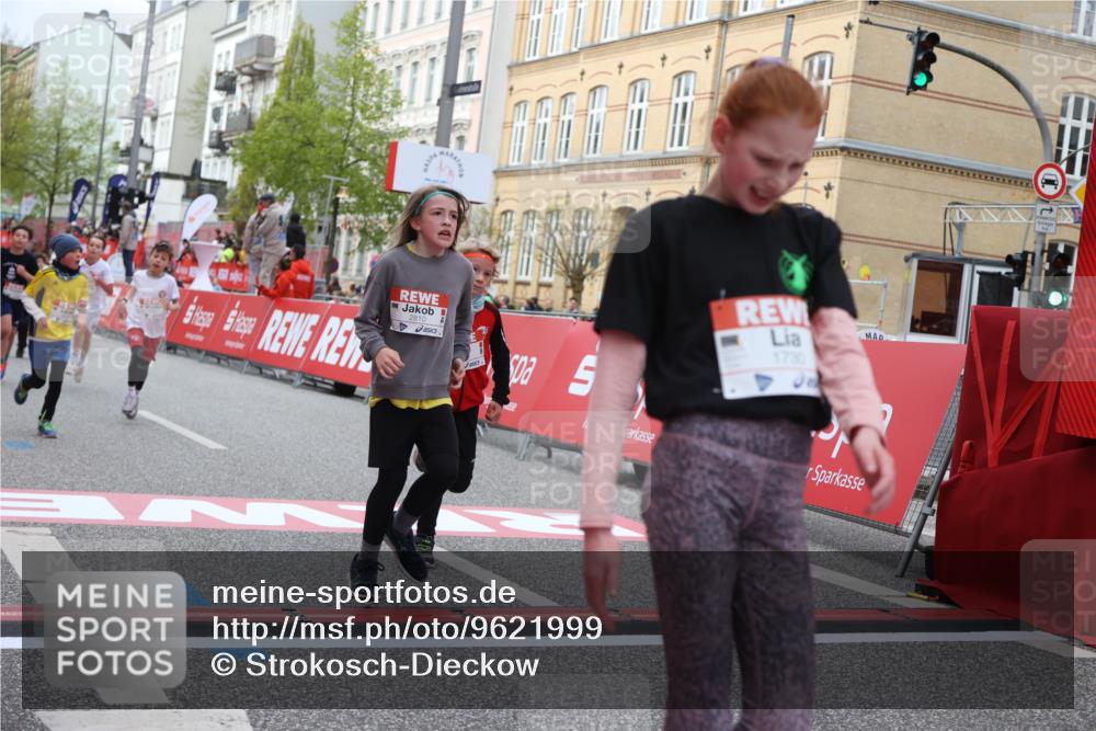 25.04.2026 - Das Zehntel Strokosch-Dieckow http://msf.ph/oto/9621999 25.04.2026 08:52:37 Ziel 1140, 1225, 1326, 1514, 1631, 1730, 2021, 2036, 2601, 2605, 2623, 2648, 2810, 2890, 3078, 3110, 3134, 3654 meine-sportfotos.de