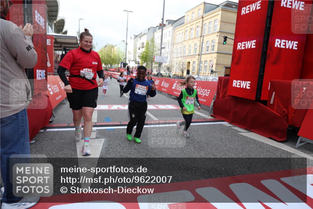 25.04.2026 - Das Zehntel Strokosch-Dieckow http://msf.ph/oto/9622007 25.04.2026 09:14:19 Ziel 2096, 2109, 3269, 3440, 3475, 3869 meine-sportfotos.de
