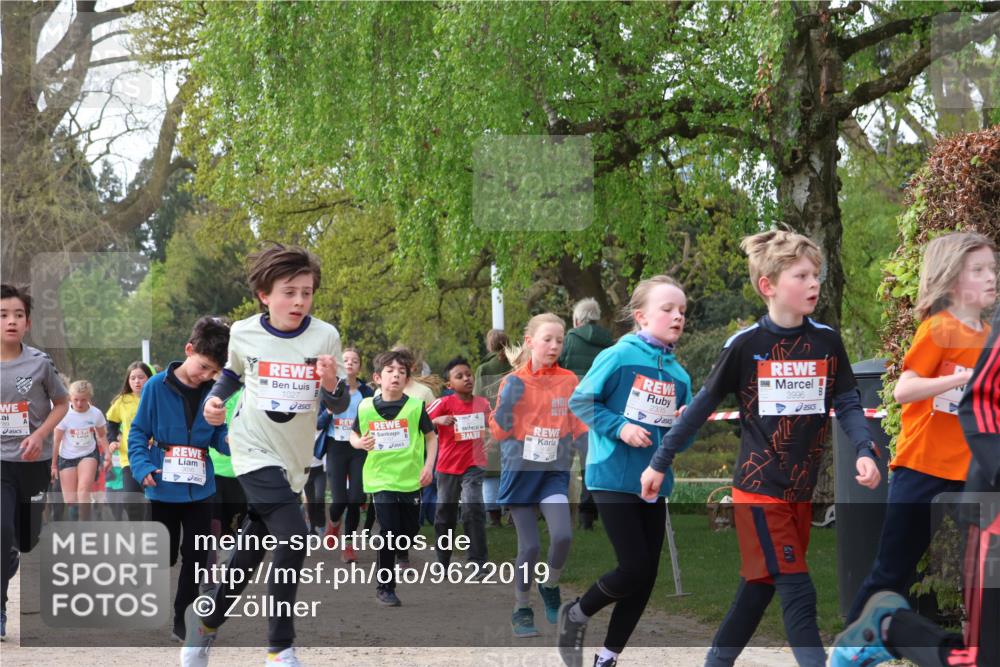 25.04.2026 - Das Zehntel Zöllner http://msf.ph/oto/9622019 25.04.2026 07:40:40 Laufen 1027, 41, 4047, 2335, 3996 meine-sportfotos.de