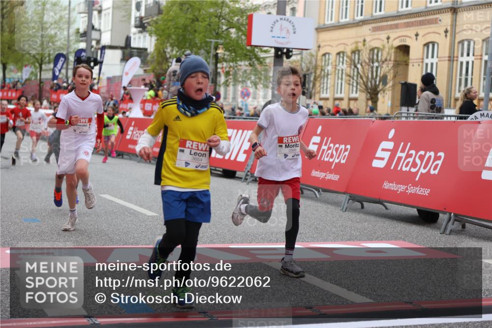25.04.2026 - Das Zehntel Strokosch-Dieckow http://msf.ph/oto/9622062 25.04.2026 08:52:39 Ziel 1030, 1149, 1225, 1326, 1514, 1631, 1730, 2021, 2601, 2623, 2810, 2886, 2890, 3078, 3110, 3134, 3613, 3654, 3830 meine-sportfotos.de
